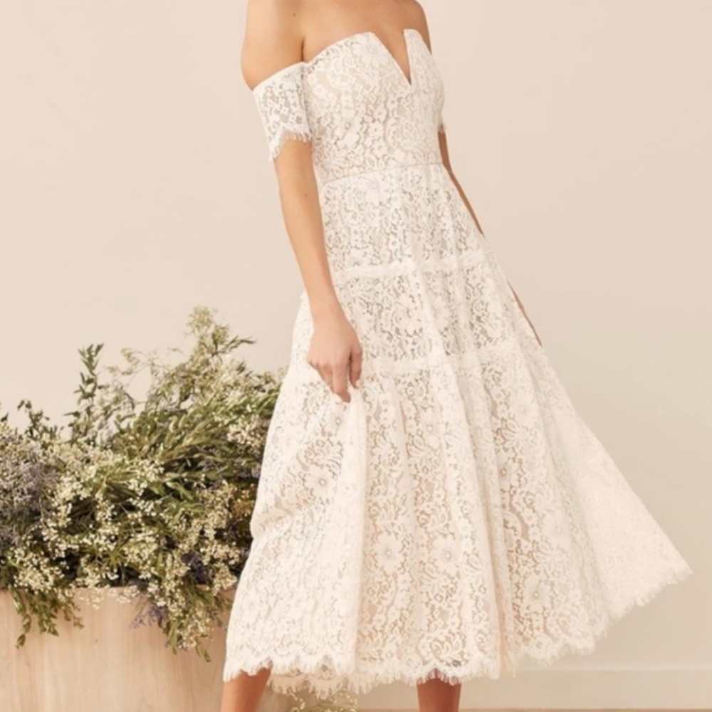 Lulus XS beautiful cream colored lace dress NWT - Picture 2 of 13